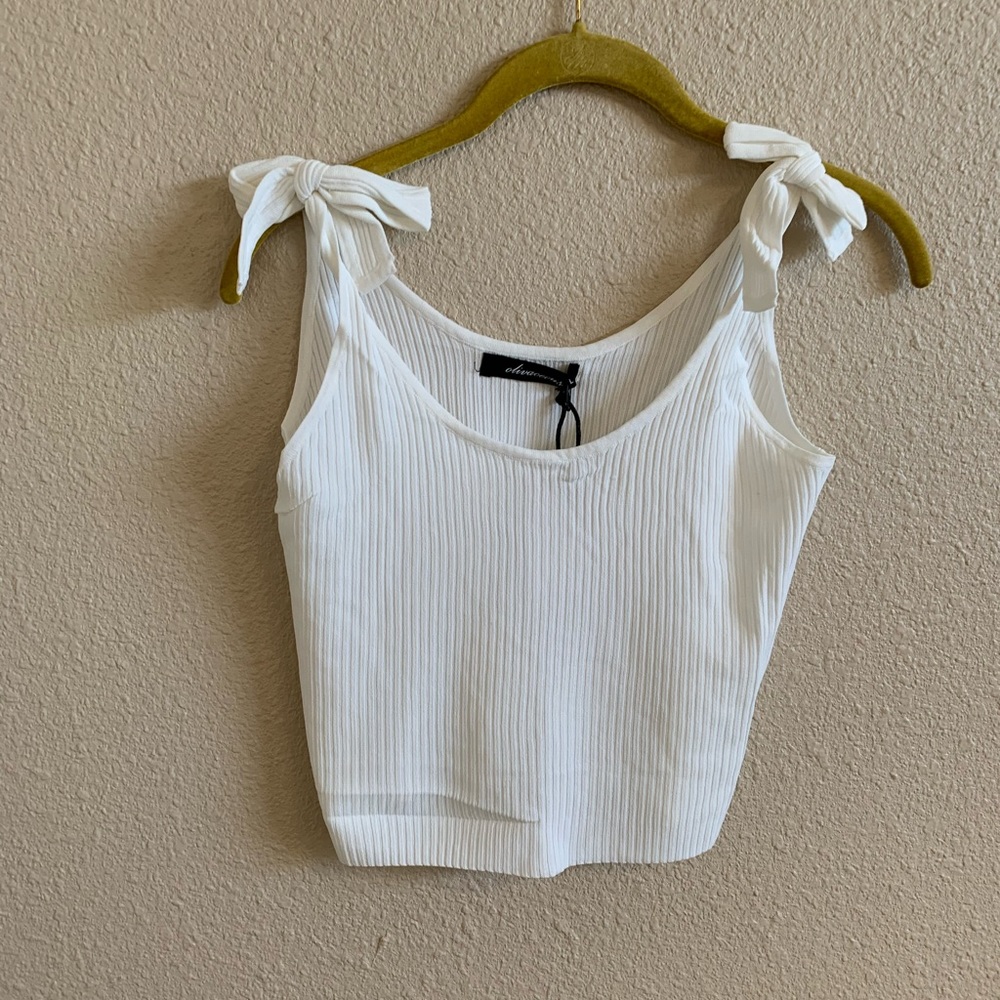 Olivaceous Cropped Tank Top Cream Ivory Ribbed Tie Shoulders NWT🌴